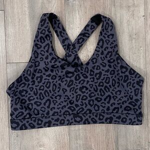 Stylish Black Leopard Sports Bra